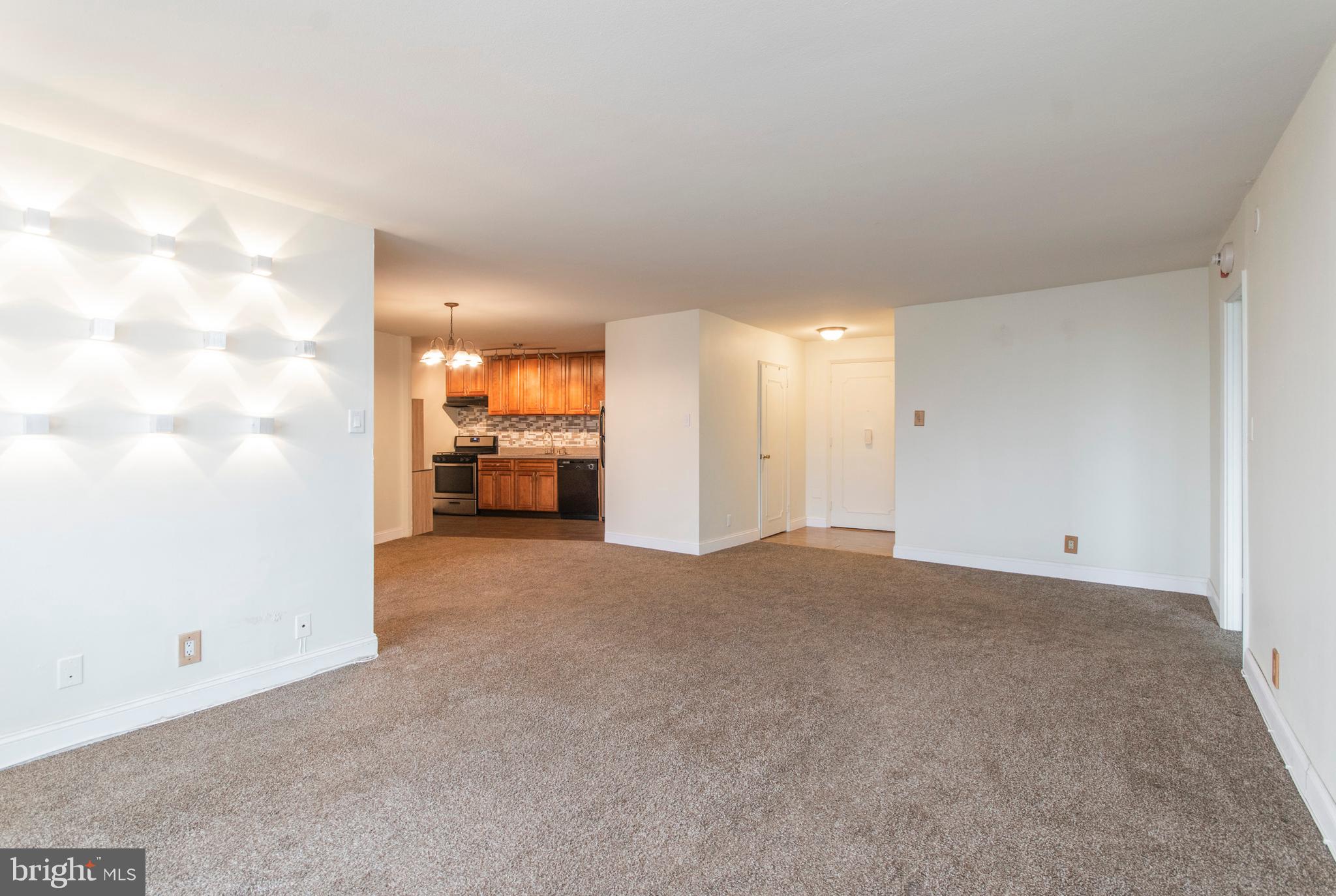 3900 West Ford Road, Unit 10I Philadelphia, PA 19131 - Photo 3 of 38