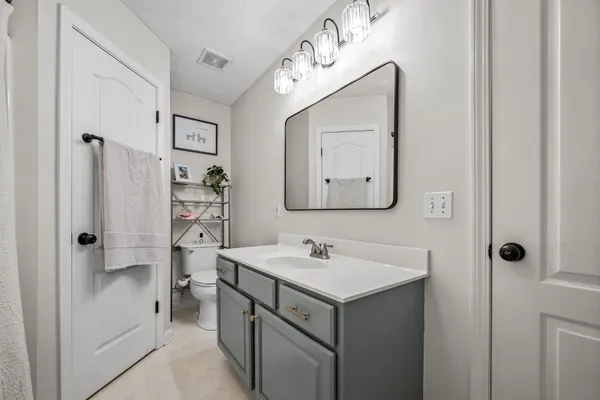 $469,000 | 219 Towbridge Drive, Murfreesboro, TN 37129