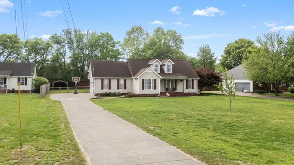 $469,000 | 219 Towbridge Drive, Murfreesboro, TN 37129