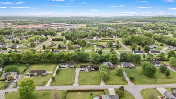 $469,000 | 219 Towbridge Drive, Murfreesboro, TN 37129