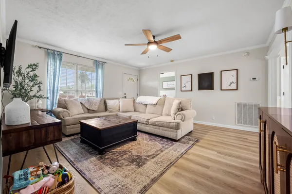 $469,000 | 219 Towbridge Drive, Murfreesboro, TN 37129