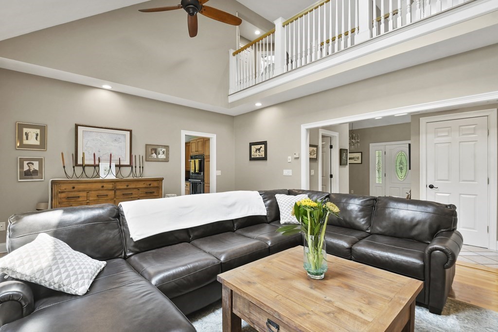 23 Thompson Pond Road Spencer, MA 01562 - Photo 10 of 42 Gallery Image 10