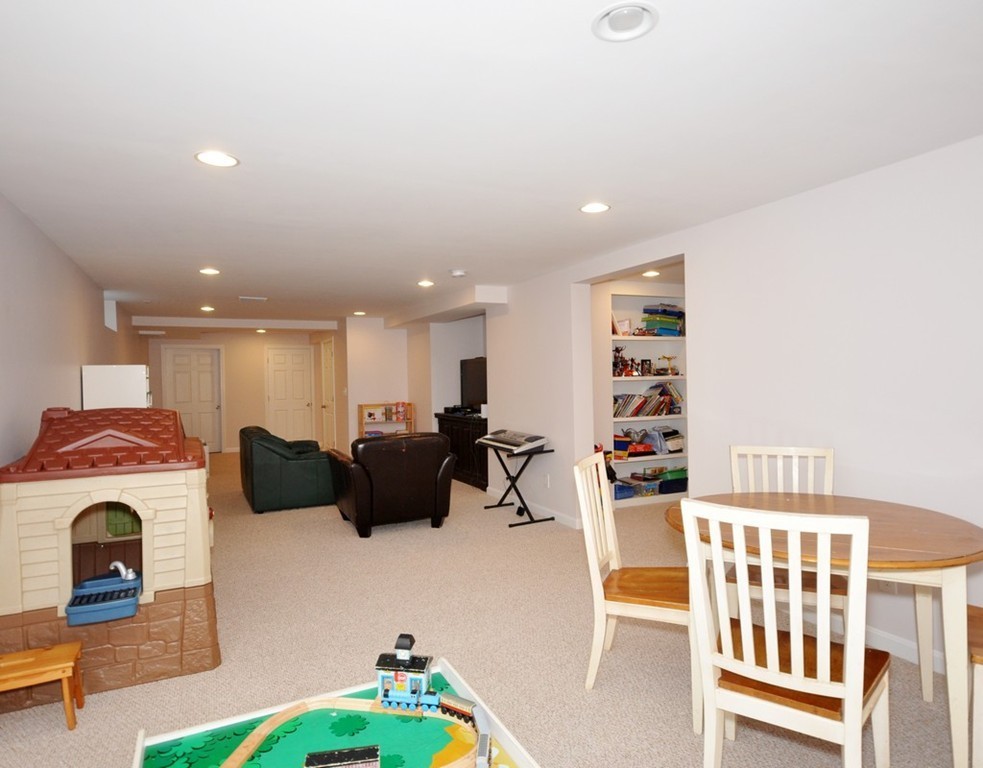 35 Range Road Concord, MA 01742 - Photo 22 of 28 Gallery Image 22
