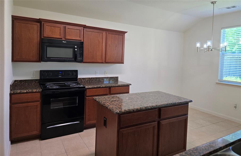 216 Meadow Ridge Drive Anna, TX 75409 - Photo 6 of 13