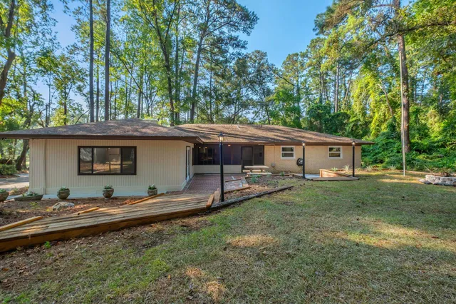 $675,000 | 7916 Skipper Lane, Tallahassee, FL 32317