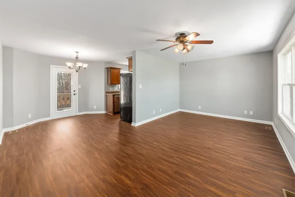 $1,800 | 1413 Jenny Lane, Clarksville, TN 37042