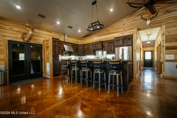 $499,000 | 475 Deer Creek Road, Grenada, MS 38901