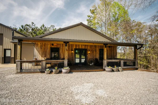 $499,000 | 475 Deer Creek Road, Grenada, MS 38901