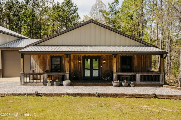 $499,000 | 475 Deer Creek Road, Grenada, MS 38901