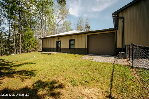 $499,000 | 475 Deer Creek Road, Grenada, MS 38901