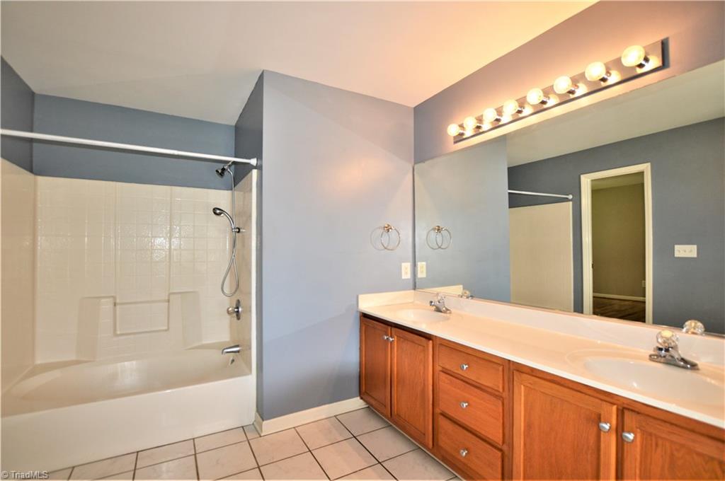168 Running Cedar Road Madison, NC 27025 - Photo 14 of 30 Additional view of master bathroom