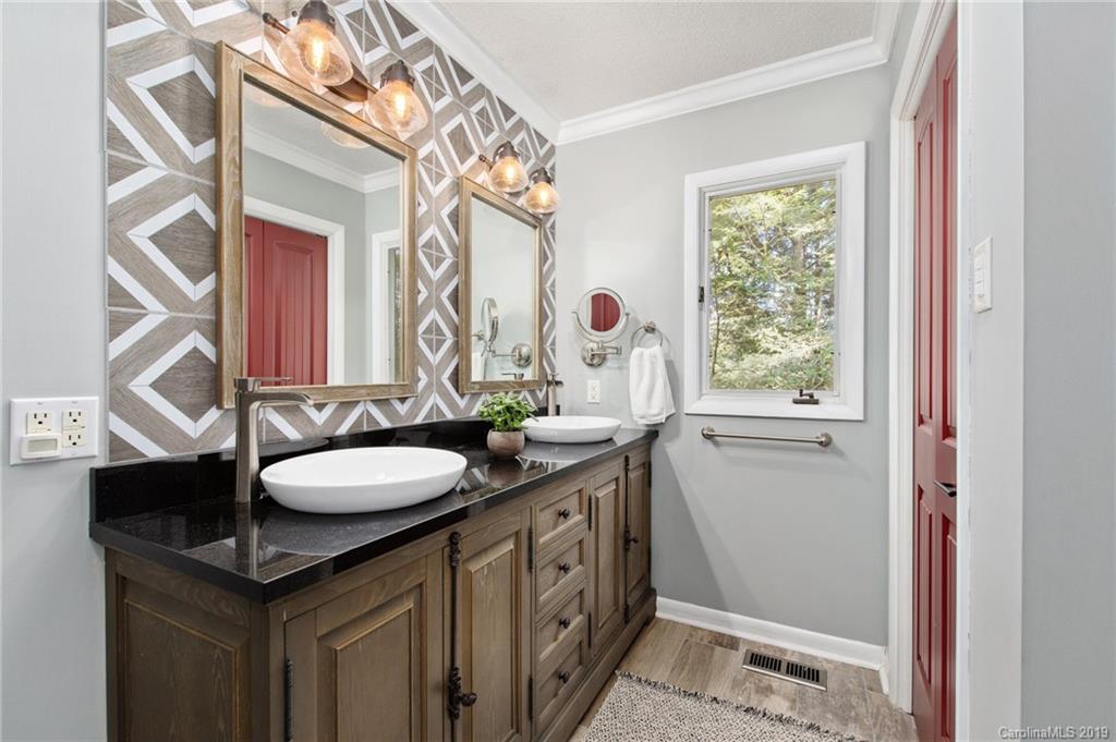 72 Baldwin Road Arden, NC 28704 - Photo 19 of 33 Gallery Image 19