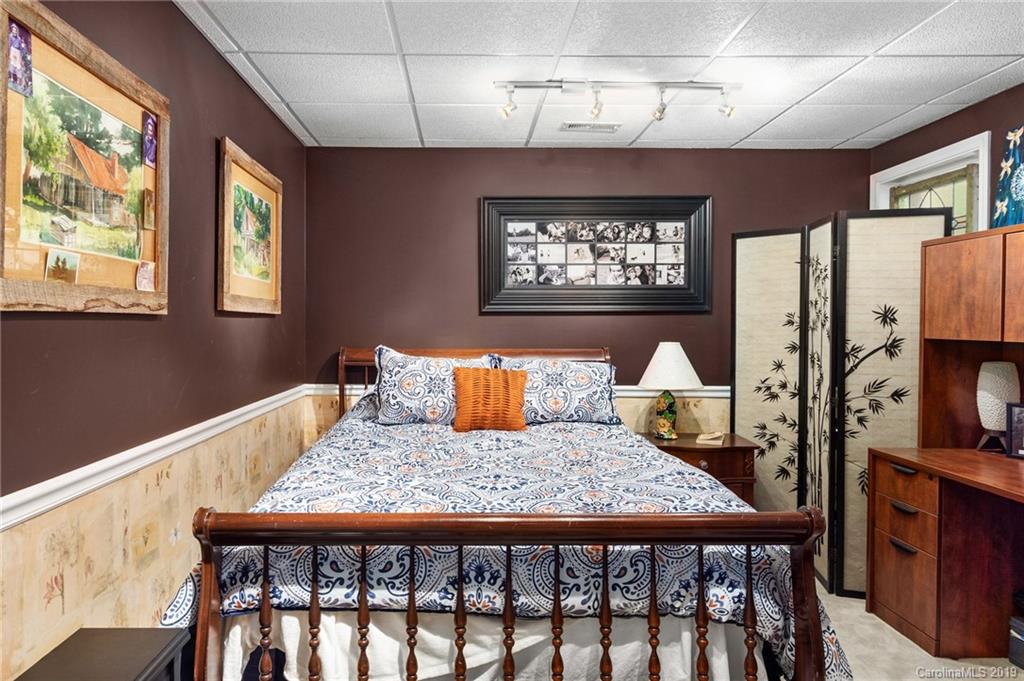 72 Baldwin Road Arden, NC 28704 - Photo 29 of 33 Gallery Image 29
