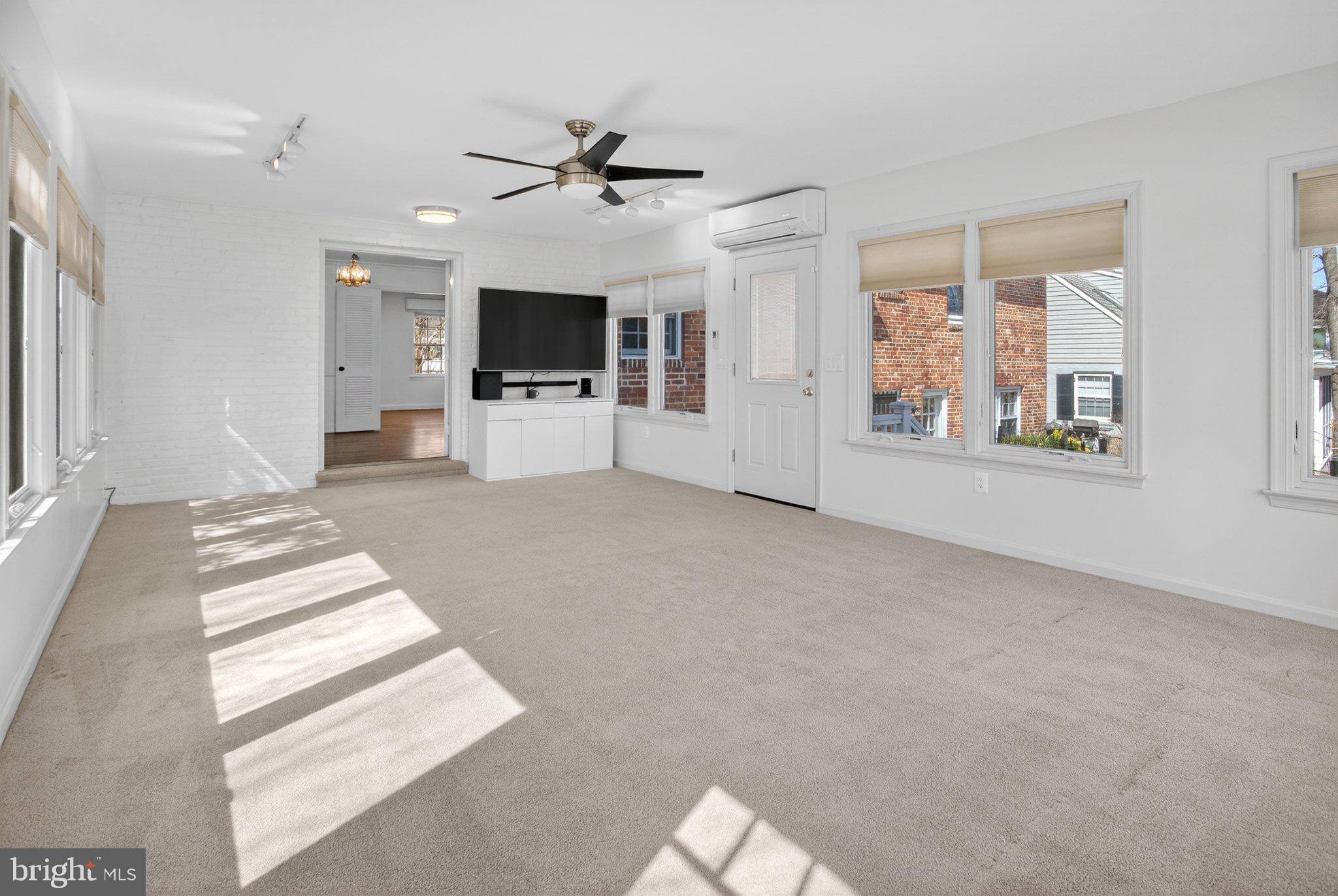 5405 Ridgefield Road Bethesda, MD 20816 - Photo 11 of 35