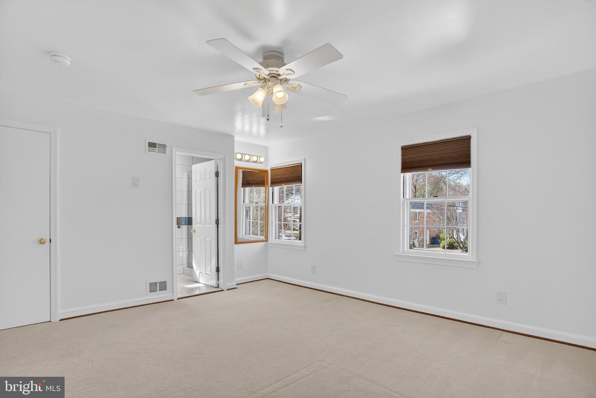 5405 Ridgefield Road Bethesda, MD 20816 - Photo 15 of 35