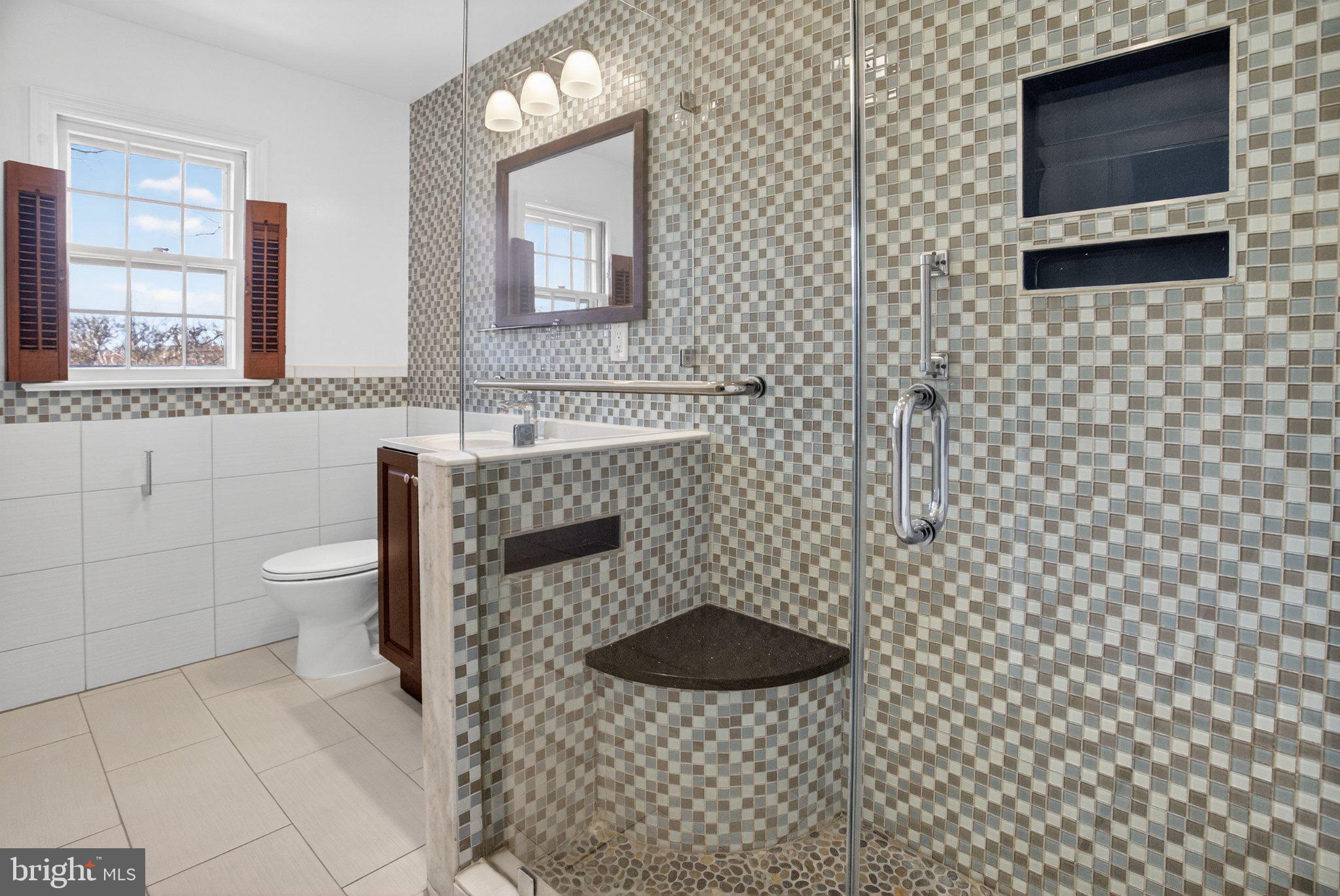 5405 Ridgefield Road Bethesda, MD 20816 - Photo 21 of 35