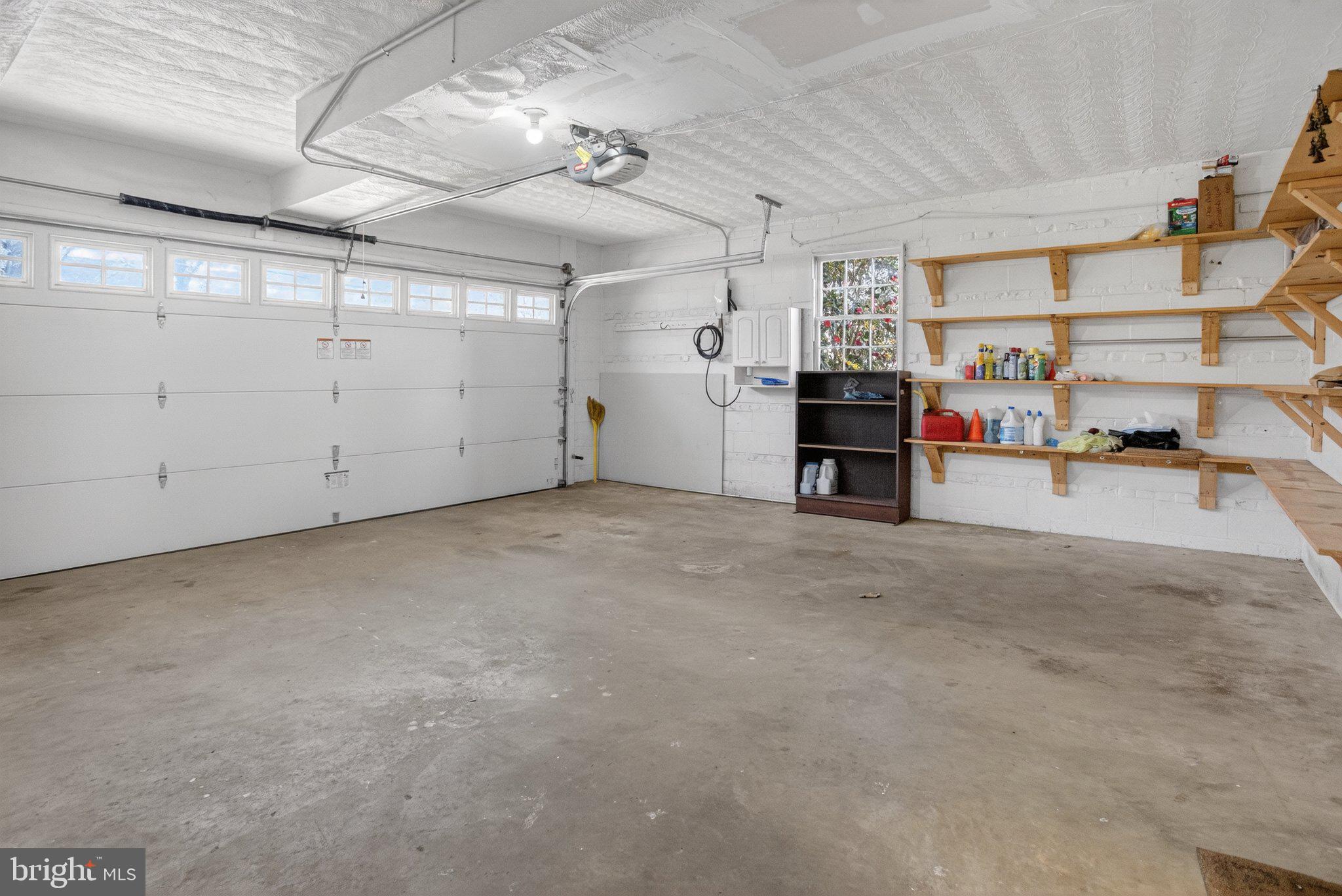 5405 Ridgefield Road Bethesda, MD 20816 - Photo 28 of 35