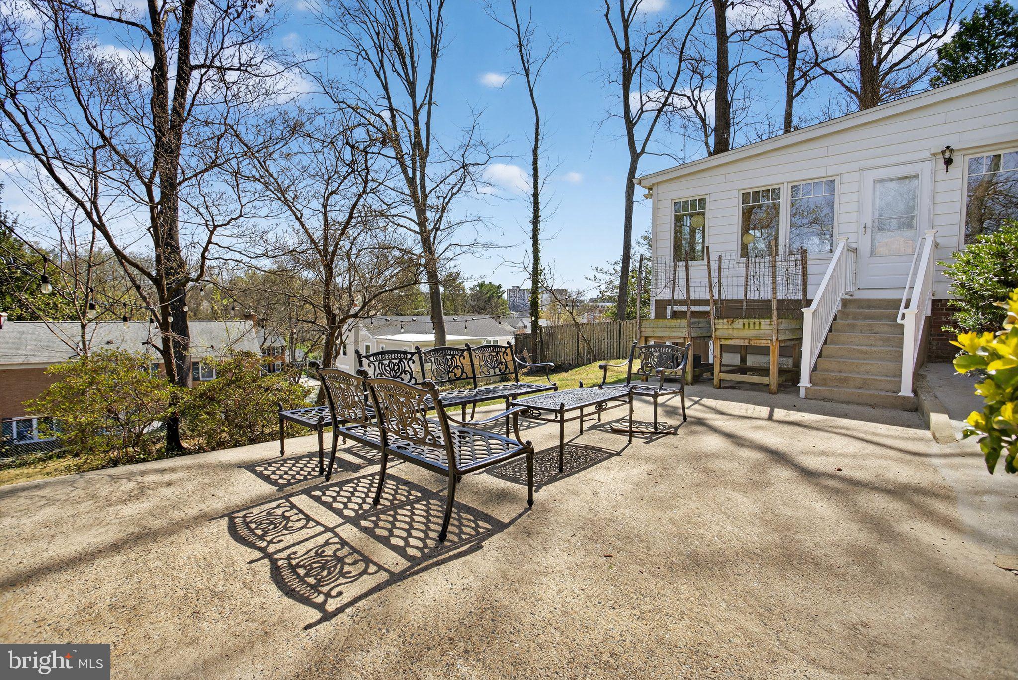 5405 Ridgefield Road Bethesda, MD 20816 - Photo 30 of 35