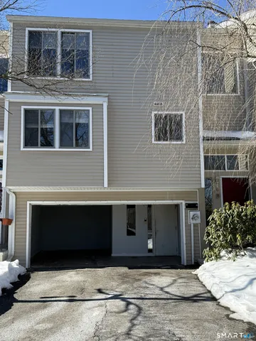 $2,850 | 140 Shepard Avenue, Unit 140, Hamden, CT 06514