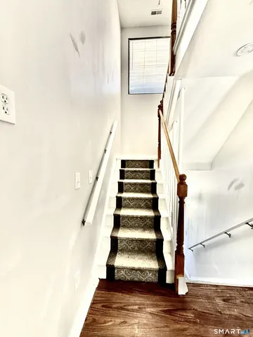 $2,850 | 140 Shepard Avenue, Unit 140, Hamden, CT 06514