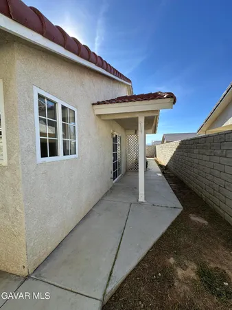 $319,900 | 9509 Village Parkway, California City, CA 93505