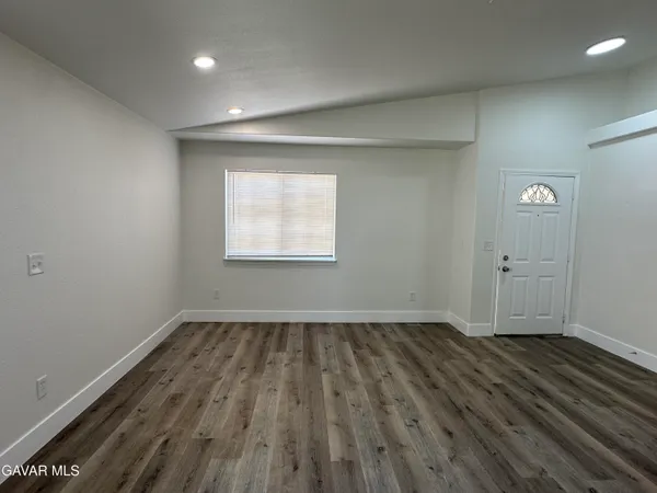 $319,900 | 9509 Village Parkway, California City, CA 93505
