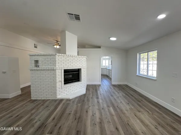 $319,900 | 9509 Village Parkway, California City, CA 93505