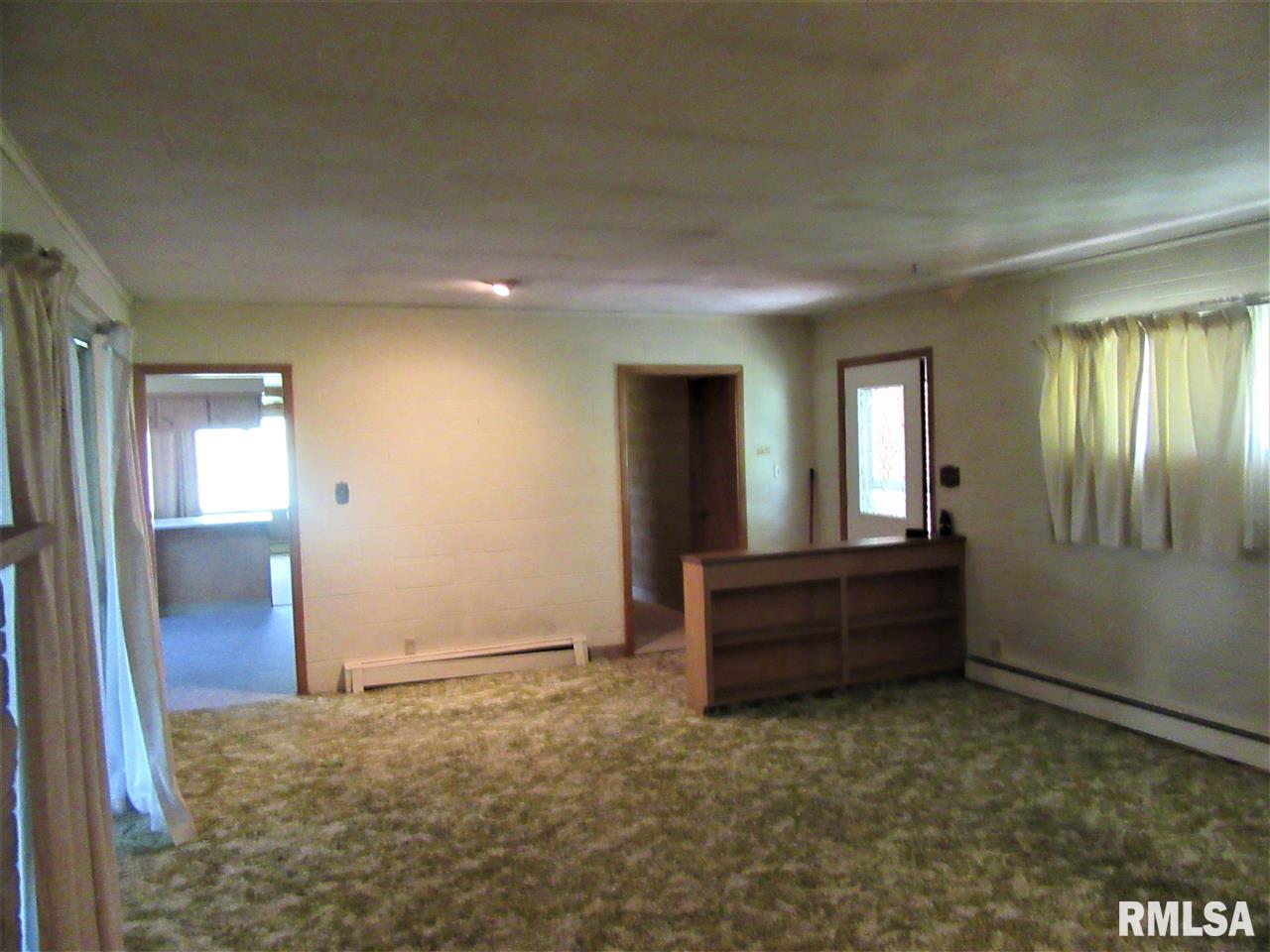 8214 88th Street West Taylor Ridge, IL 61284 - Photo 8 of 11 Gallery Image 8