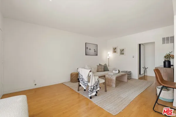 $559,000 | 2621 South Centinela Avenue, Unit 18, Santa Monica, CA 90405