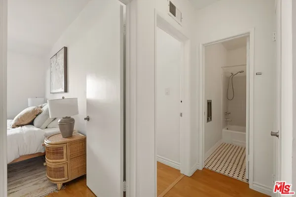 $559,000 | 2621 South Centinela Avenue, Unit 18, Santa Monica, CA 90405