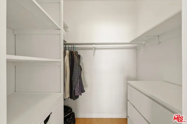 $559,000 | 2621 South Centinela Avenue, Unit 18, Santa Monica, CA 90405