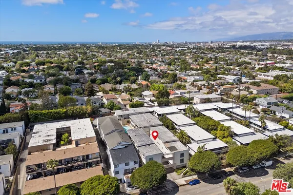 $559,000 | 2621 South Centinela Avenue, Unit 18, Santa Monica, CA 90405