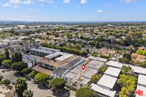 $559,000 | 2621 South Centinela Avenue, Unit 18, Santa Monica, CA 90405