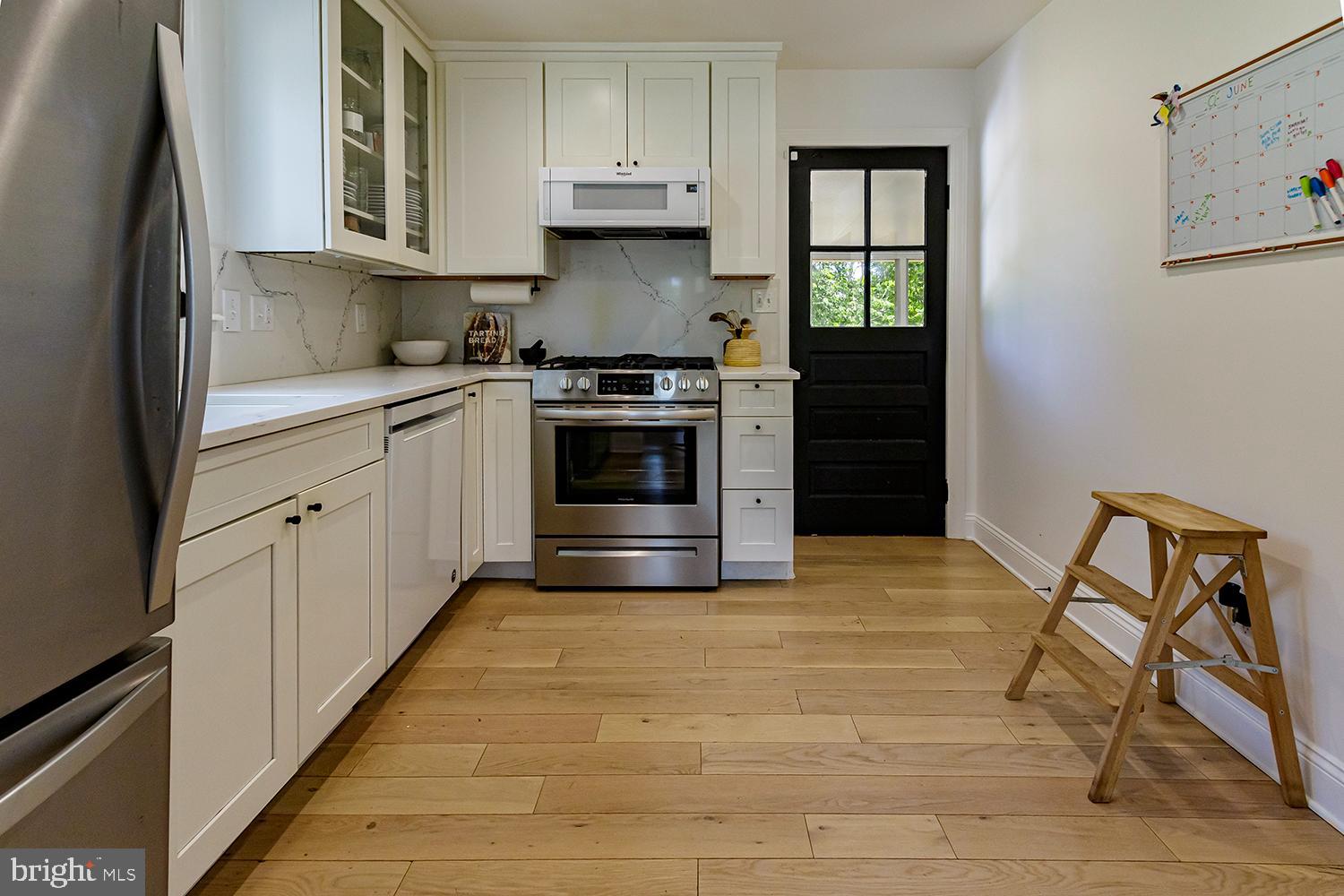 814 Jackson Road Mullica Hill, NJ 08062 - Photo 9 of 25 Gas cooking, all appliances included