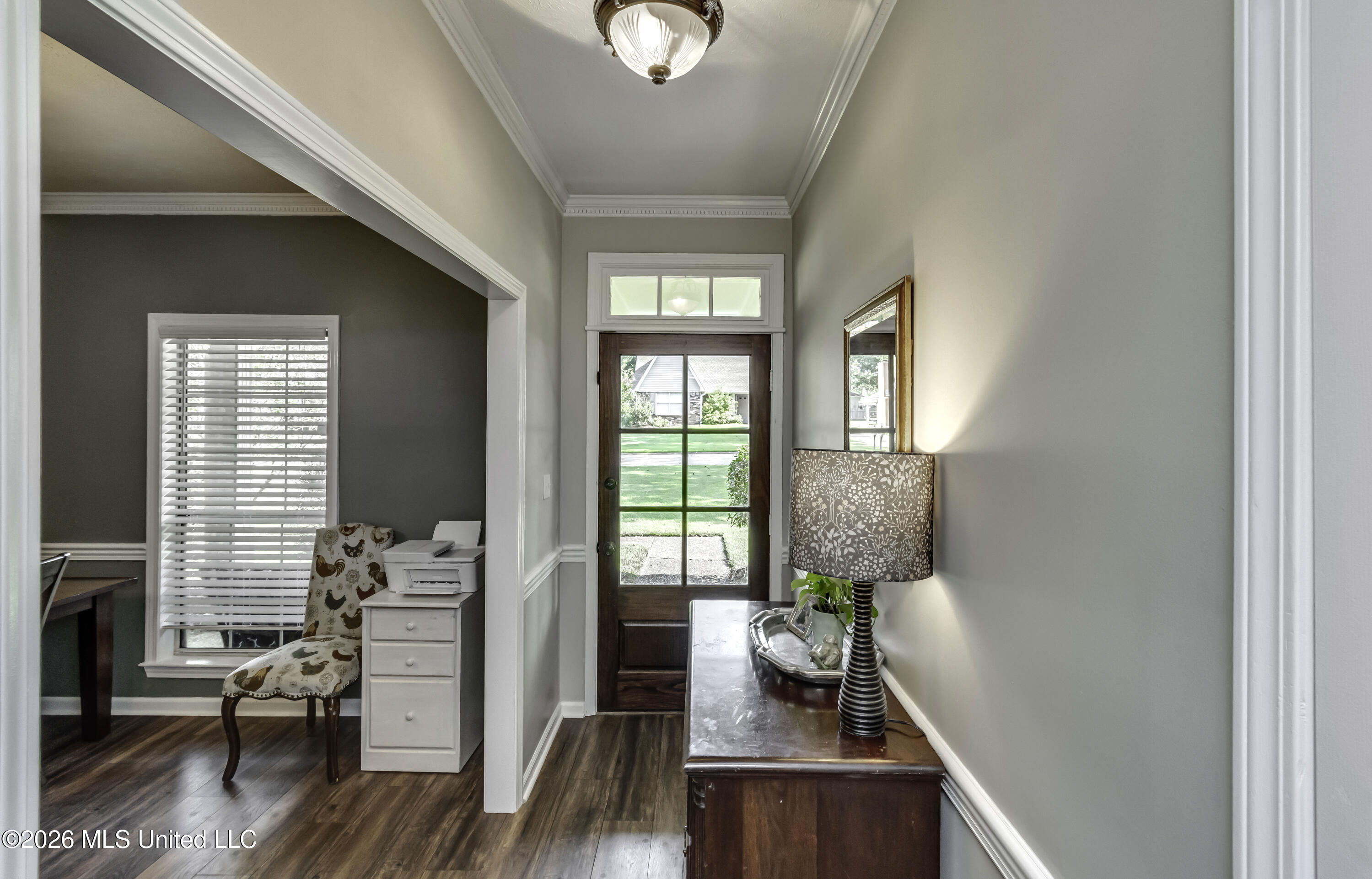 115 Azalea Circle Madison, MS 39110 - Photo 3 of 23 115 Azalea Cir-Foyer