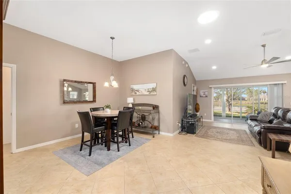 $389,900 | 1667 Abernethy Place, The Villages, FL 32162