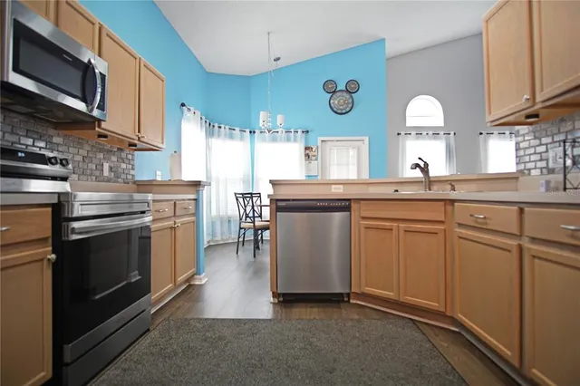 $2,400 | 357 Riggs Circle, Davenport, FL 33897