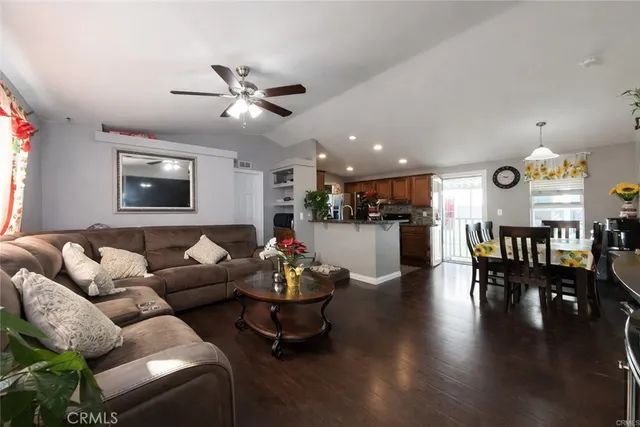 $198,999 | 1931 East Meats Avenue, Unit 148, Orange, CA 92865