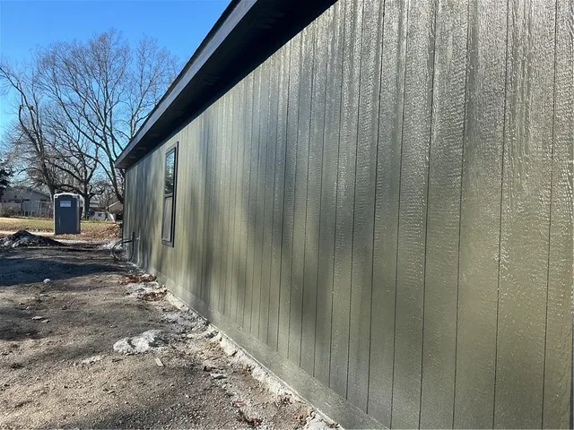 $249,000 | 707 North Sycamore Street, Ottawa, KS 66067