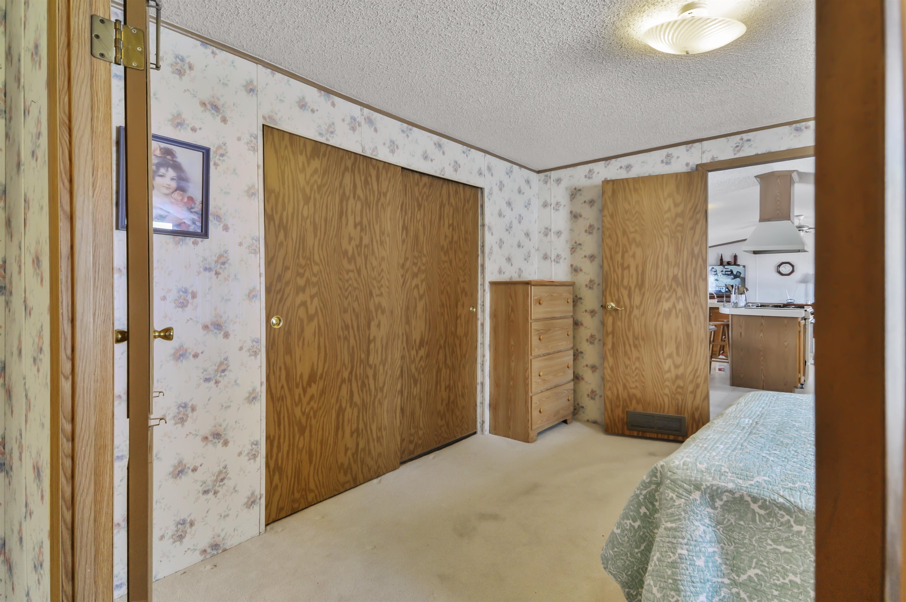 9650 South 41 Road Cadillac, MI 49601 - Photo 17 of 45 1941745-5e19f5b8-aa98-4e14-855a-3ba2521a65d4.JPG