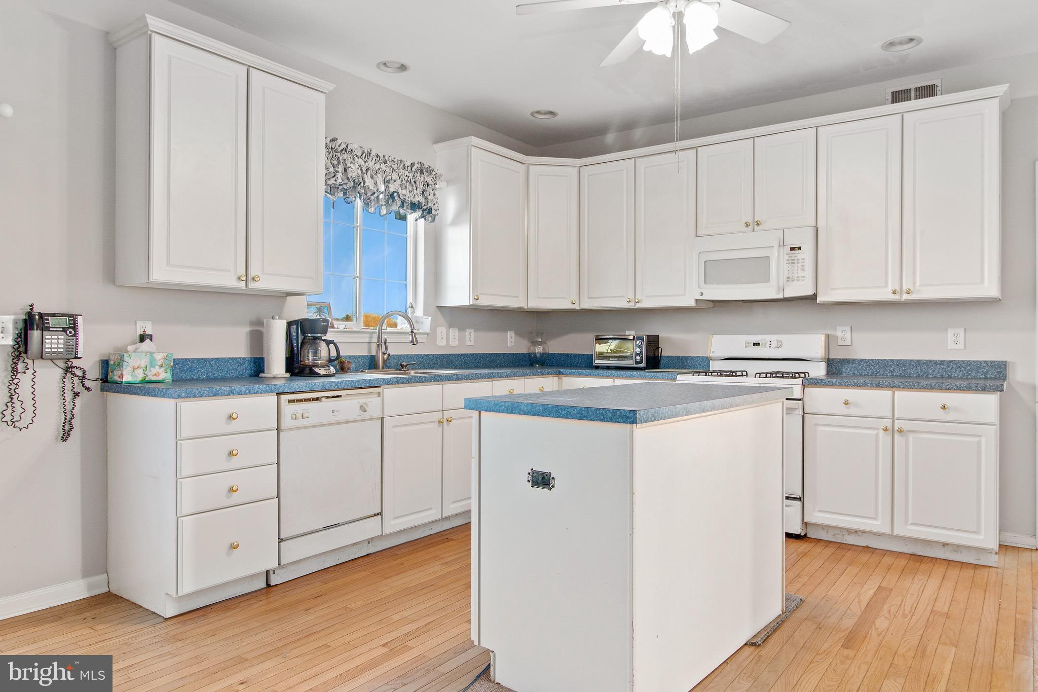 8 Hazel Court Mickleton, NJ 08056 - Photo 8 of 27