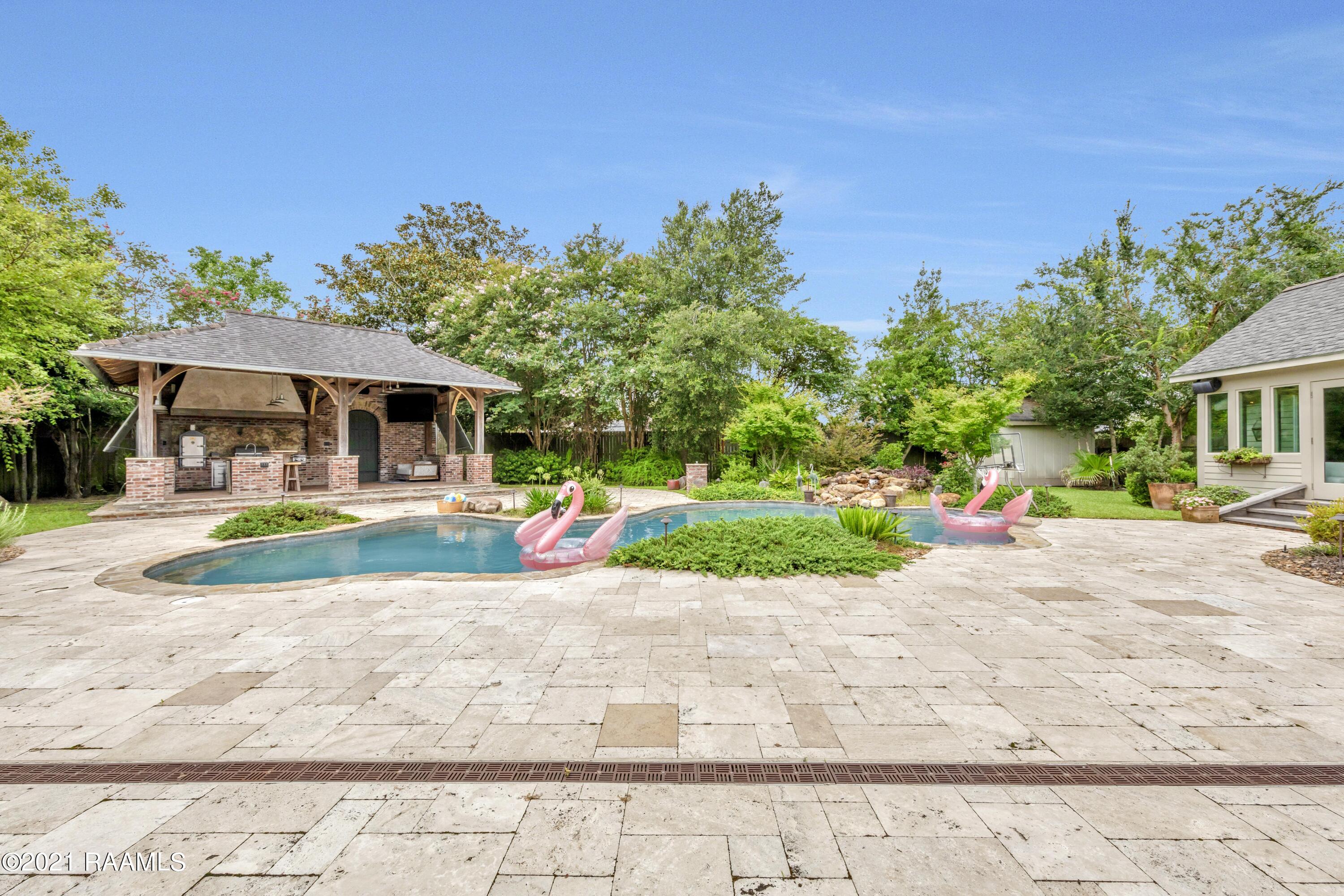 115 Shannon Road Lafayette, LA 70503 - Photo 2 of 50 115Shannon-16