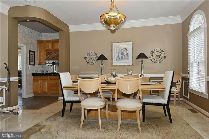 25100 Vista Ridge Road Laytonsville, MD 20882 - Photo 16 of 26 Dining Room
