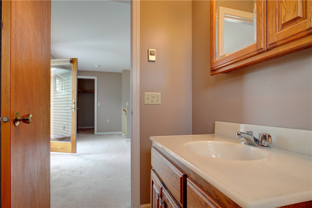 15 Greenbrier Road Narragansett, RI 02882 - Photo 29 of 38