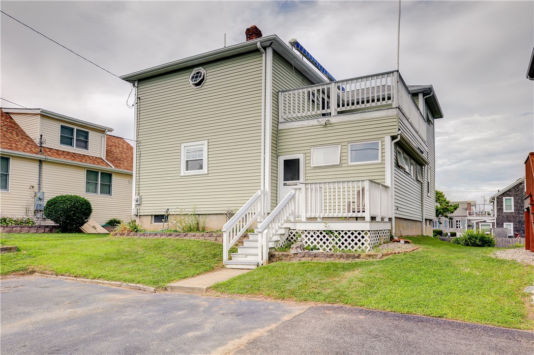 15 Greenbrier Road Narragansett, RI 02882 - Photo 3 of 38