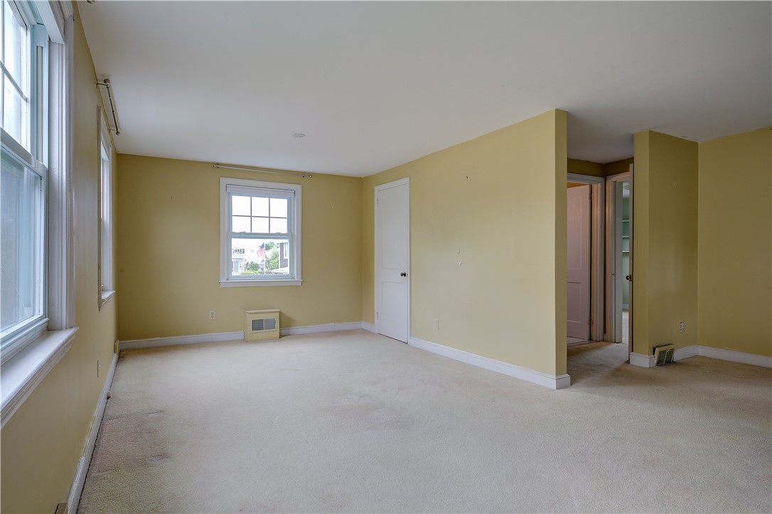 15 Greenbrier Road Narragansett, RI 02882 - Photo 7 of 38