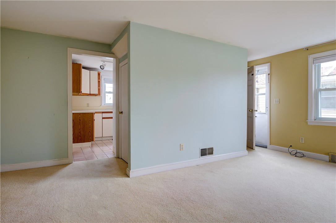 15 Greenbrier Road Narragansett, RI 02882 - Photo 10 of 38