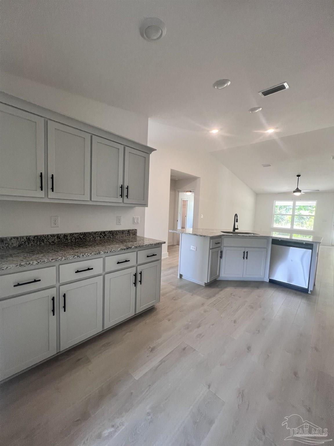 5244 Muscadine Way Milton, FL 32570 - Photo 13 of 36