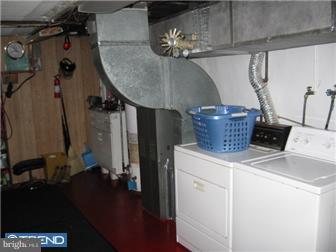 122 Branford Road Darby, PA 19023 - Photo 12 of 12 Laundry Room