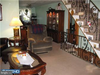 122 Branford Road Darby, PA 19023 - Photo 6 of 12 Dining Room